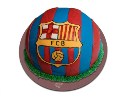 کیک تولد پسرانه-کیک تولد فوتبالی بارسلونا 4 | کیک آف