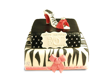 سفارش کیک زنانه - کیک کفش پاشنه دار | کیک آف